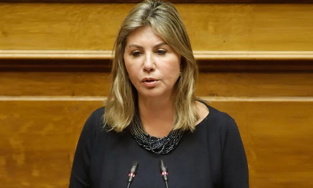 Μακρή: ''Στόχος μας είναι η επαναφορά της δια ζώσης διδασκαλίας''